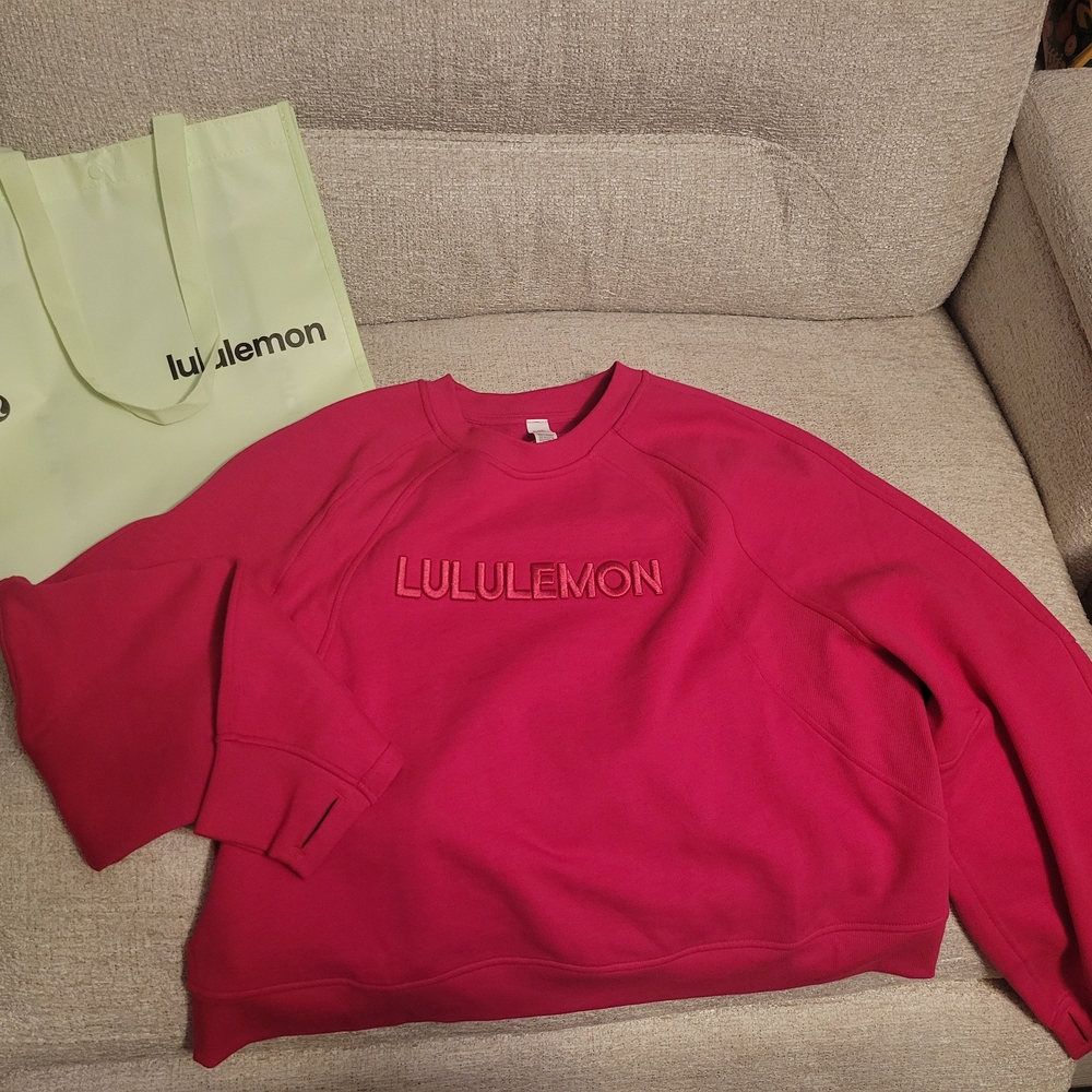 Brand NEW lululemon athletica Women's Pink Sweater